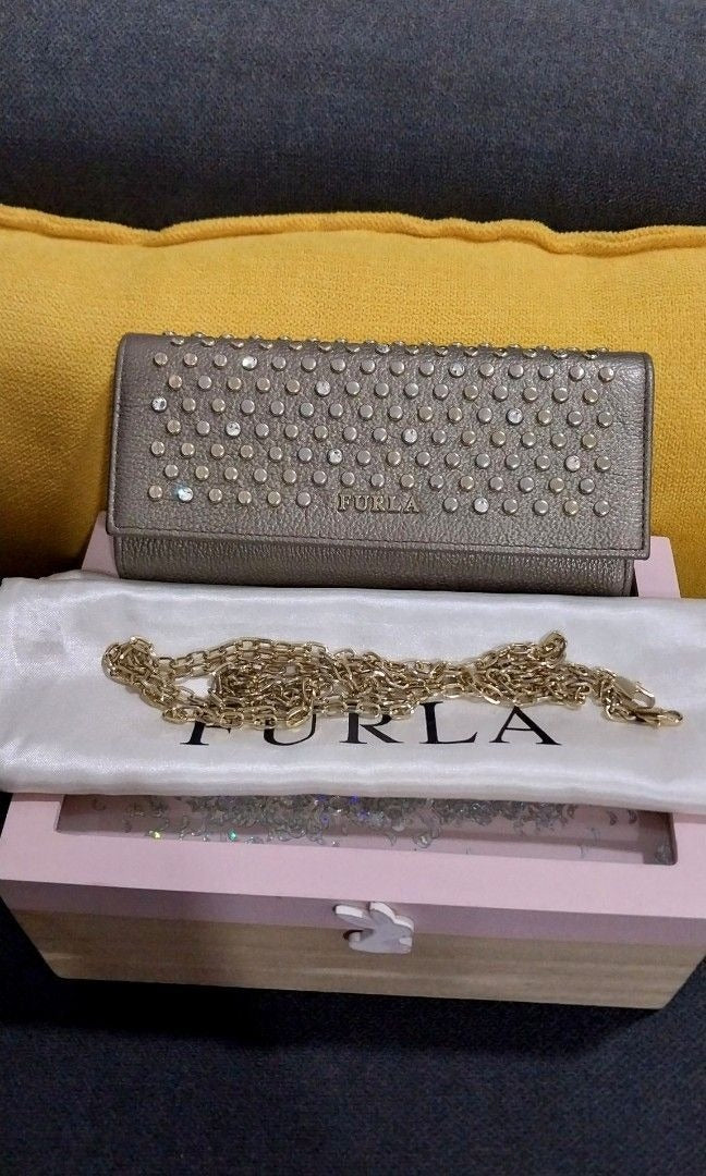 Furla Wallet on Chain