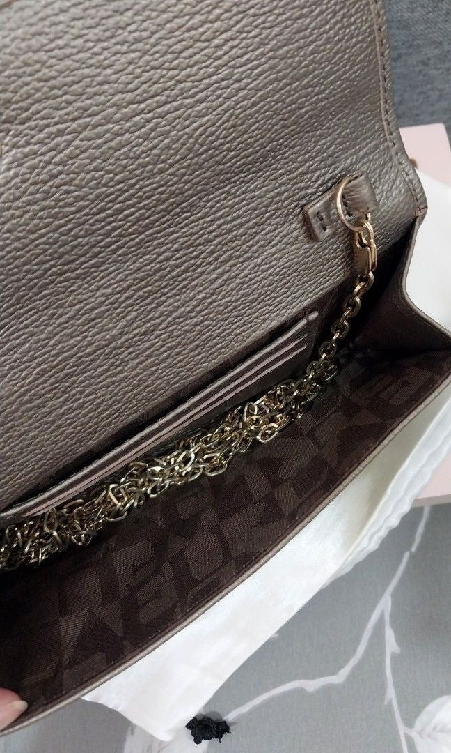 Furla Wallet on Chain