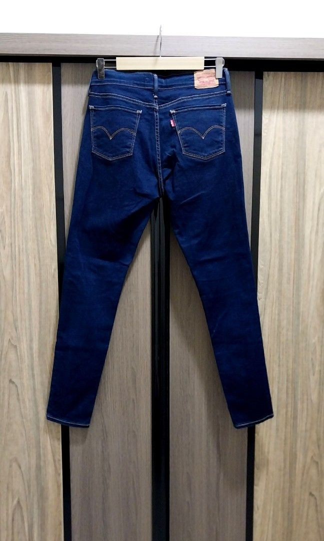 Levi's 710 Super Skinny Jeans