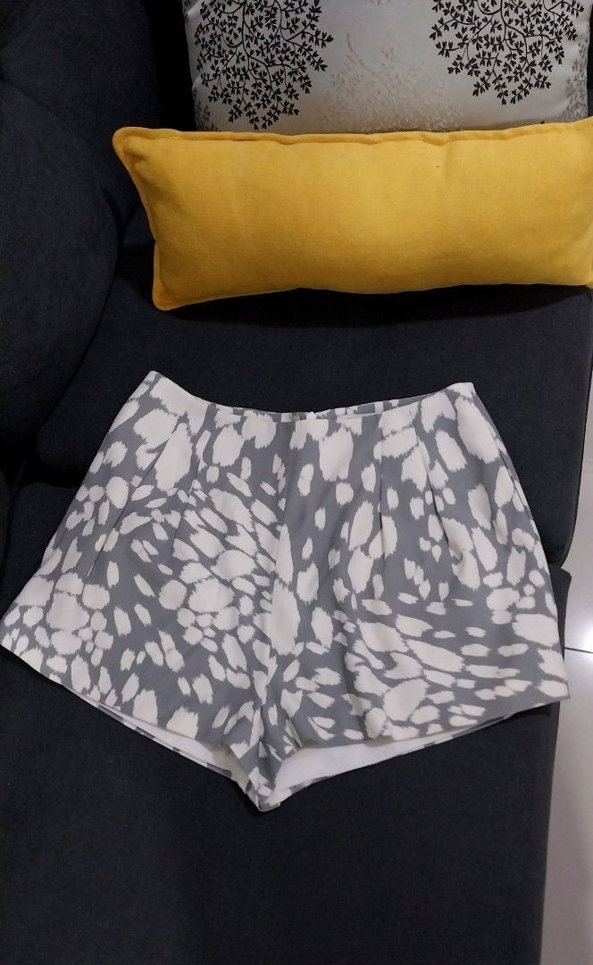 Keepsake Shorts
