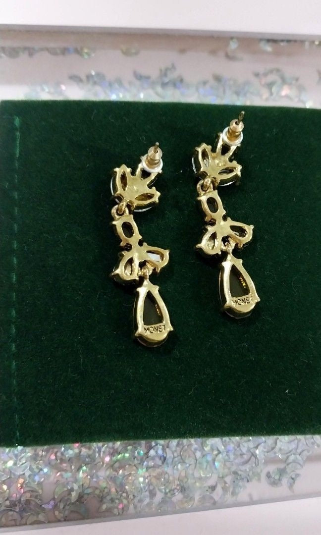 Monet Elegant Earrings
