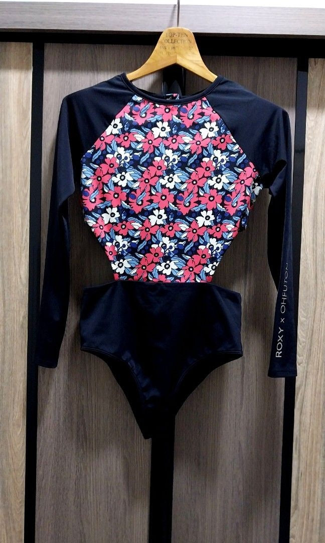 Roxy x Oh Futon Cut-Out One Piece Swimsuit