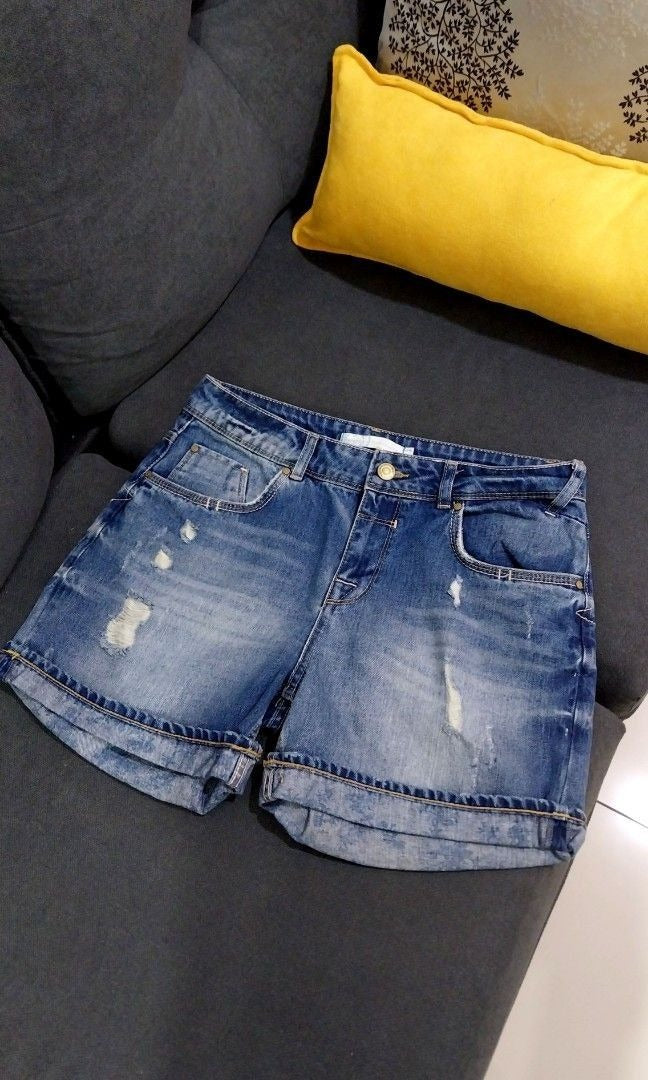 Bershka Roll Up Hem Boyfriend Shorts