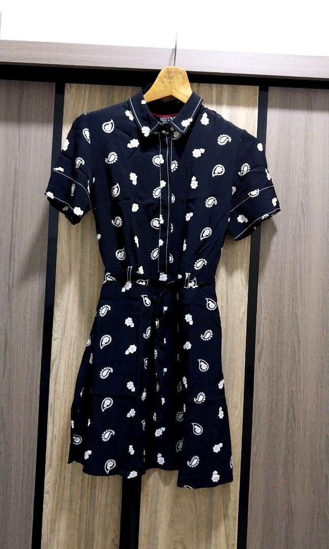 Topshop Black Floral Print Mini Dress with Belt