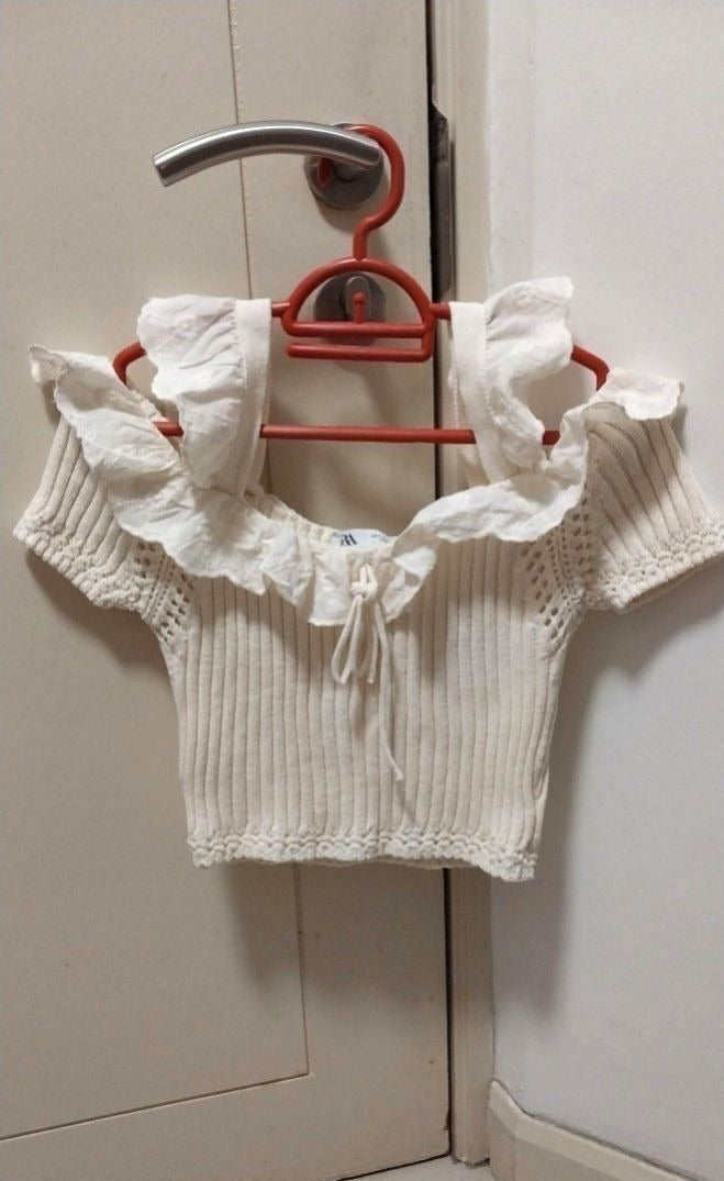 Zara Off-Shoulder Knit Crop Top