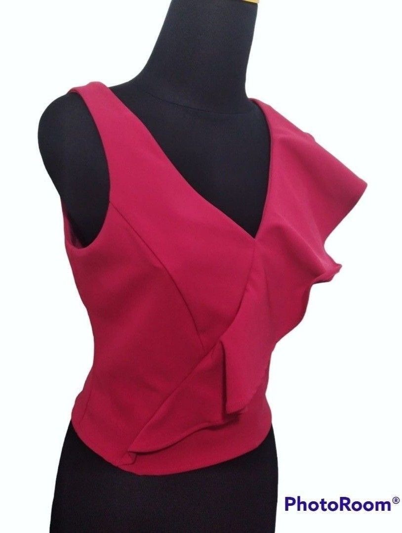 Coast Ruffled Crop Top