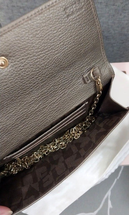 Furla Wallet on Chain