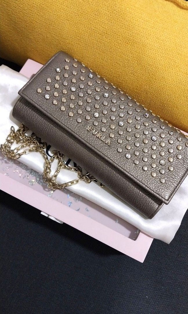 Furla Wallet on Chain