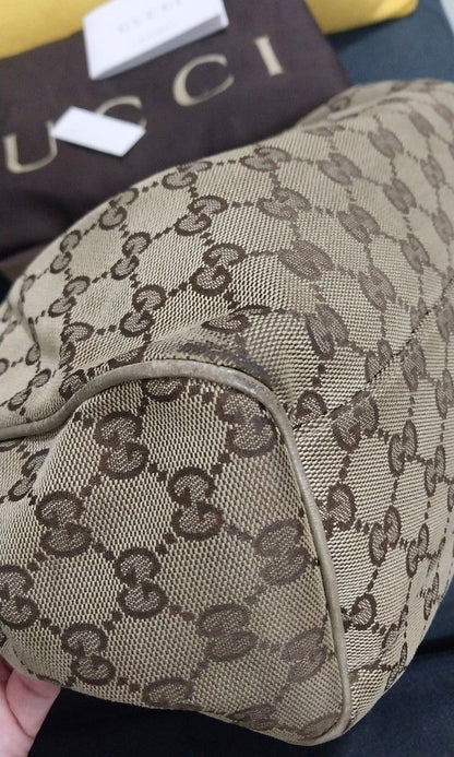Gucci Sukey Medium GG Canvas Tote Bag
