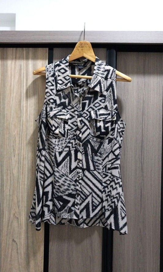 Guess Button Down Sleeveless Top