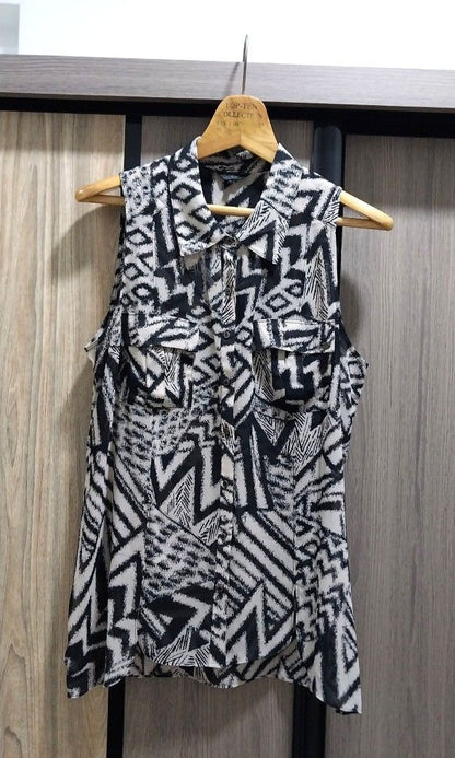 Guess Button Down Sleeveless Top