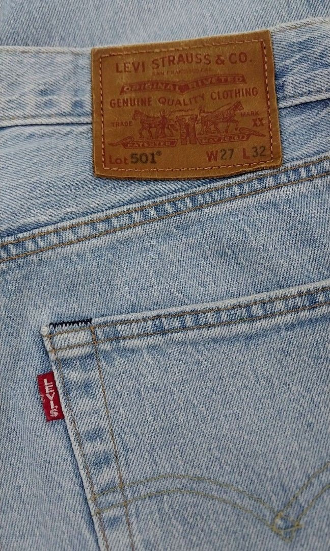 Levi's 501 Light Wash Women's Jeans