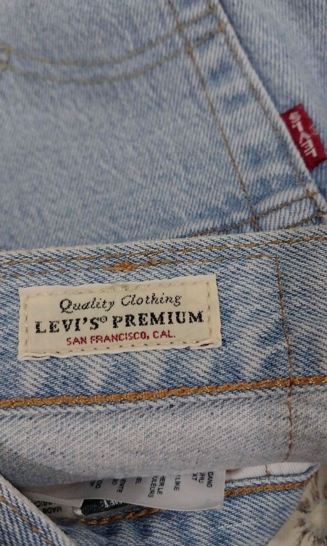 Levi's 501 Light Wash Women's Jeans
