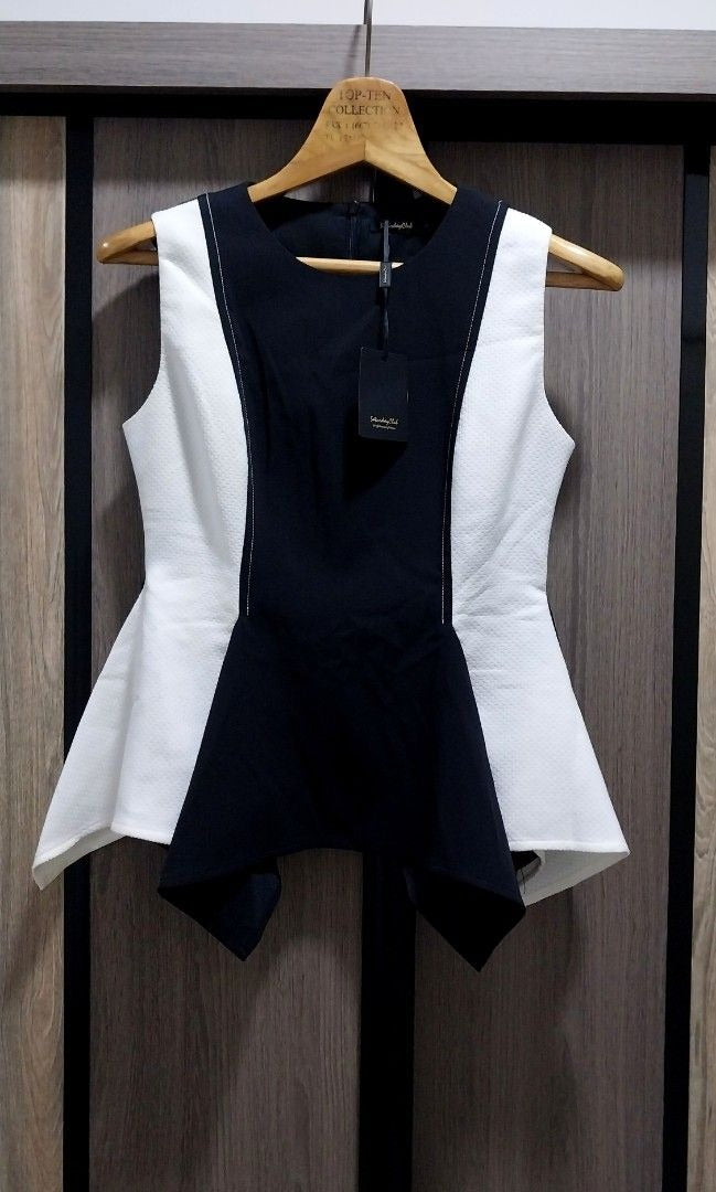 Saturday Club White-Black Top