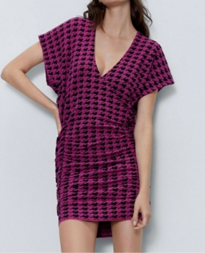 Zara V-Neck Fitted Dress